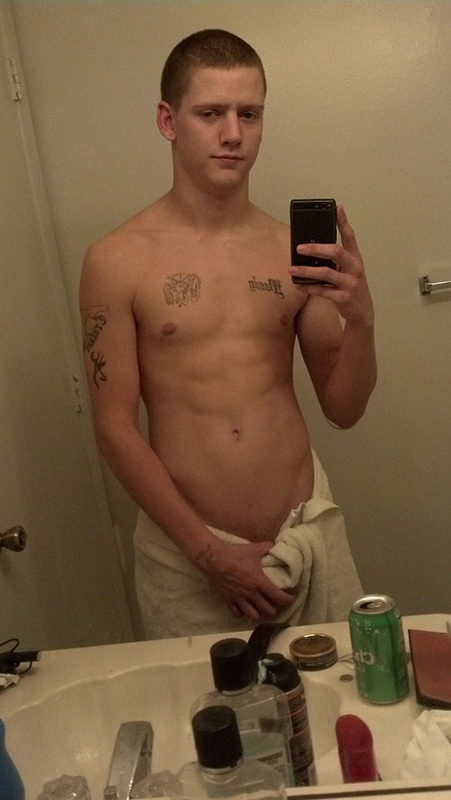 Young Men Sexy Self Shots
